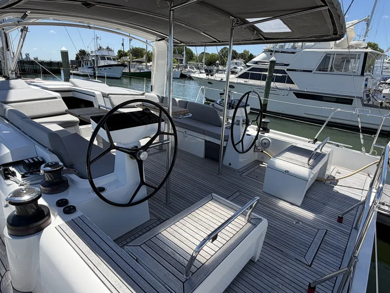 Slide: The Image of Beneteau Oceanis Yacht 2022 - 6067183