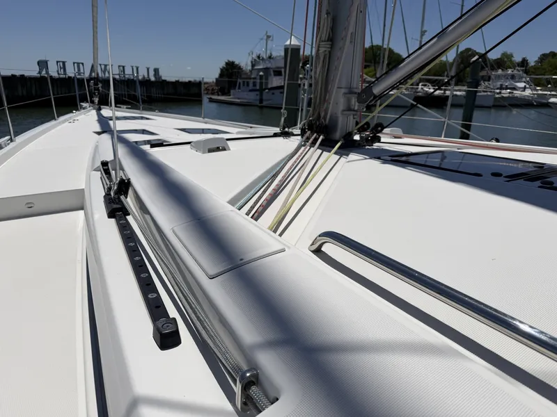 Slide: The Image of Beneteau Oceanis Yacht 2022 - 6067186