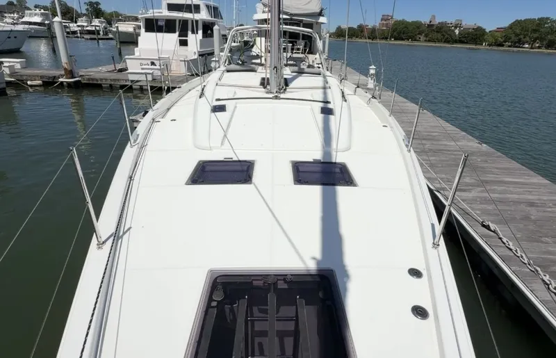 Slide: The Image of Beneteau Oceanis Yacht 2022 - 6067232