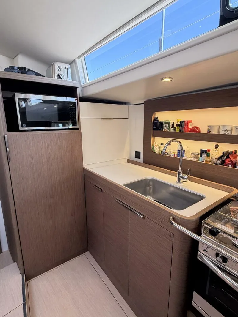 Slide: The Image of Beneteau Oceanis Yacht 2022 - 5953587