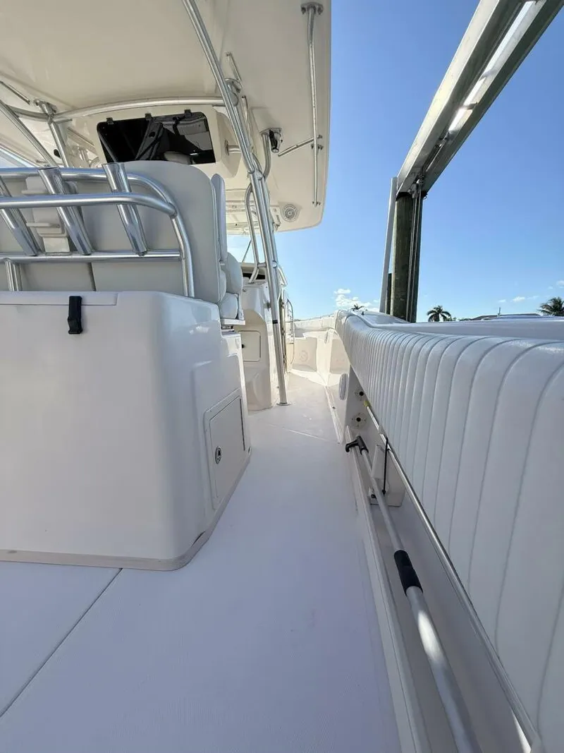 Slide: The Image of Grady-White Caynon 336 2011 - 5930763