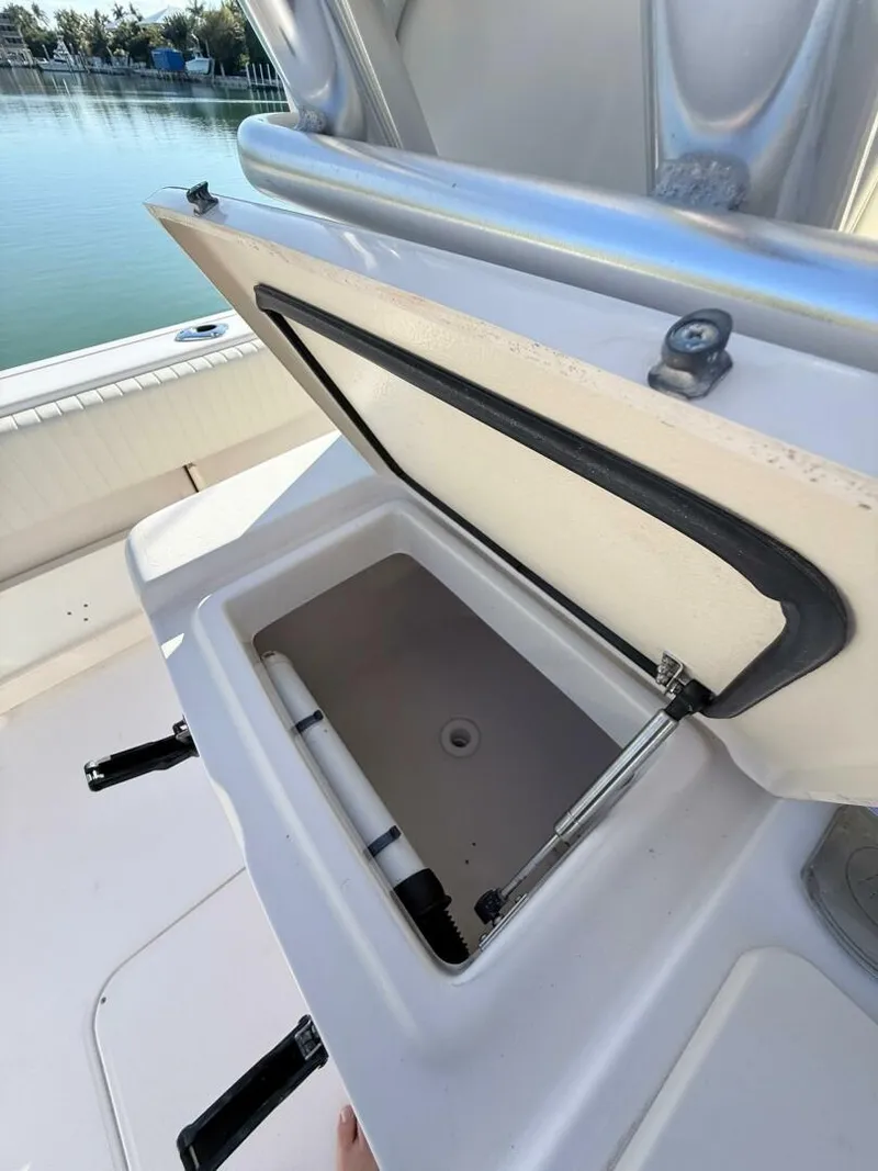 Slide: The Image of Grady-White Caynon 336 2011 - 5930762