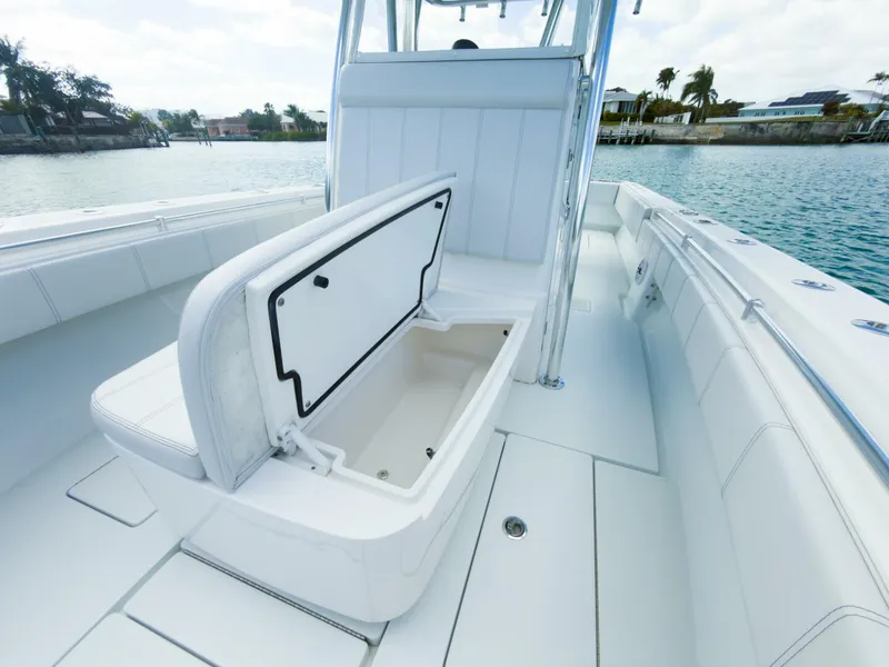 Slide: The Image of Contender 32 ST 2023 - 5929578