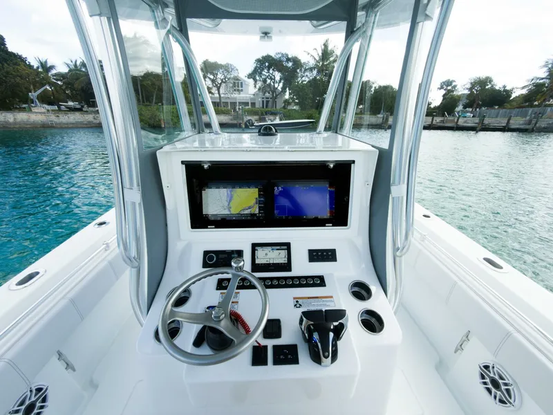 Slide: The Image of Contender 32 ST 2023 - 5929580