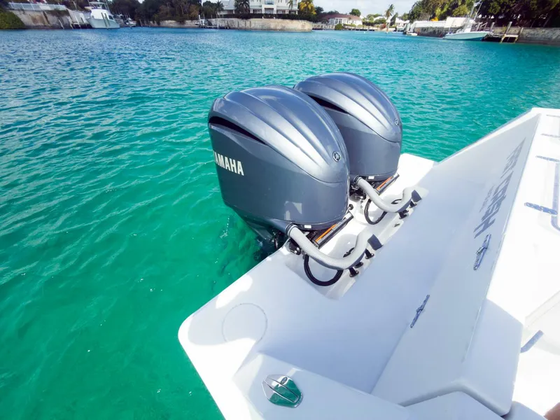 Slide: The Image of Contender 32 ST 2023 - 5929589