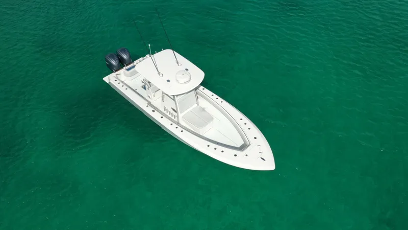 Slide: The Image of Contender 32 ST 2023 - 5929571