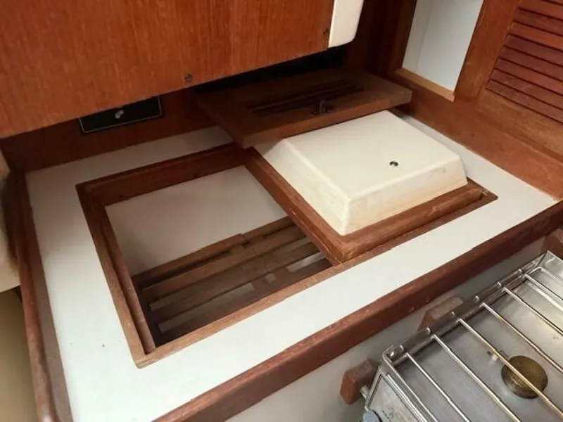 Slide: The Image of Tartan Piper 28 1993 - 5929677