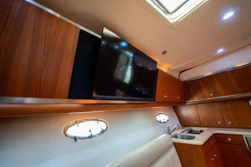 Slide: The Image of Tiara 4200 Open 2004 - 5929711