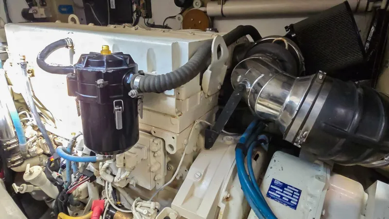 Slide: The Image of Tiara 4200 Open 2004 - 5929762