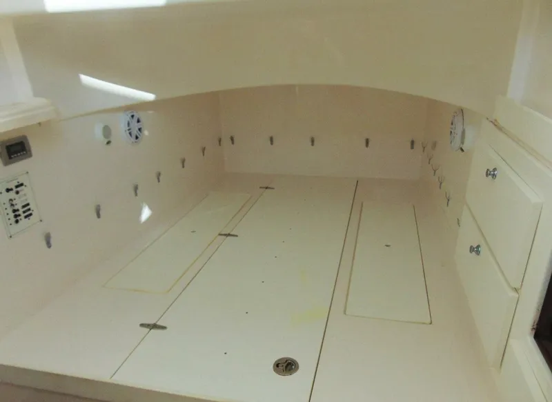 Slide: The Image of Stamas 390 Tarpon 2019 - 5929898