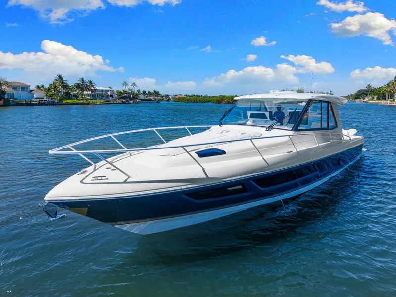 The Image of Intrepid 50 EVOLUTION 2026 - 5930008