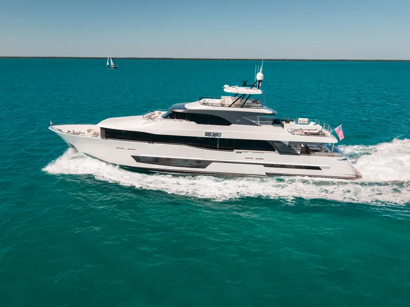 Slide: The Image of Ocean Alexander 37 L 2022 - 5930071