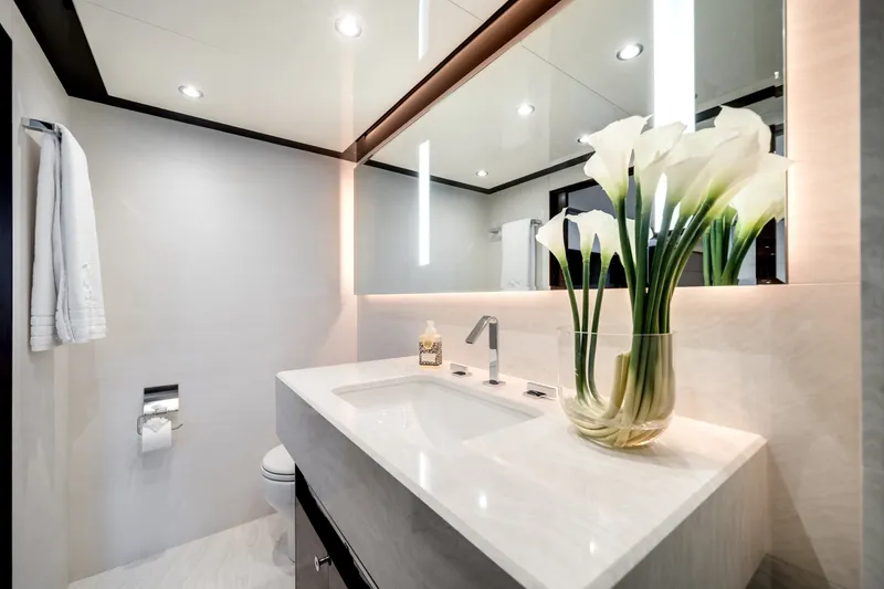 Slide: The Image of Ocean Alexander 37 L 2022 - 5930131