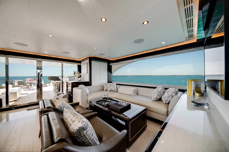 Slide: The Image of Ocean Alexander 37 L 2022 - 5930163