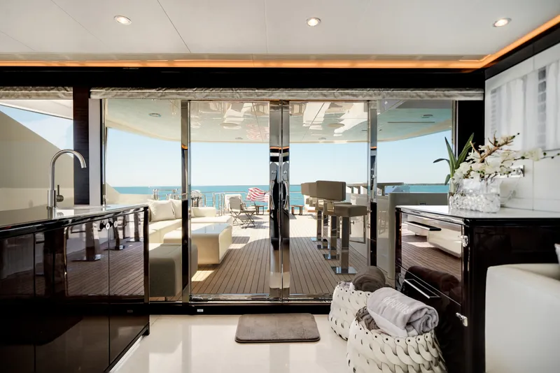 Slide: The Image of Ocean Alexander 37 L 2022 - 5930166