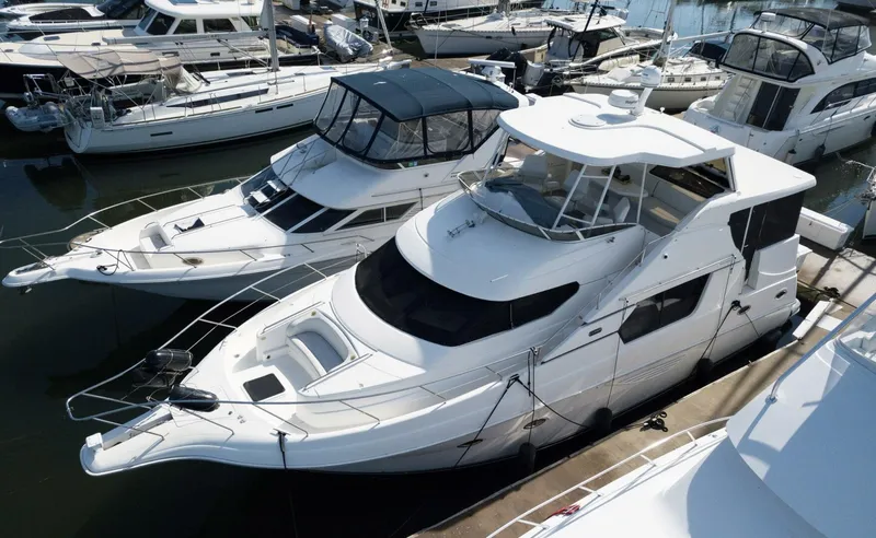 Slide: The Image of Silverton 453 Motor Yacht 2001 - 5930270