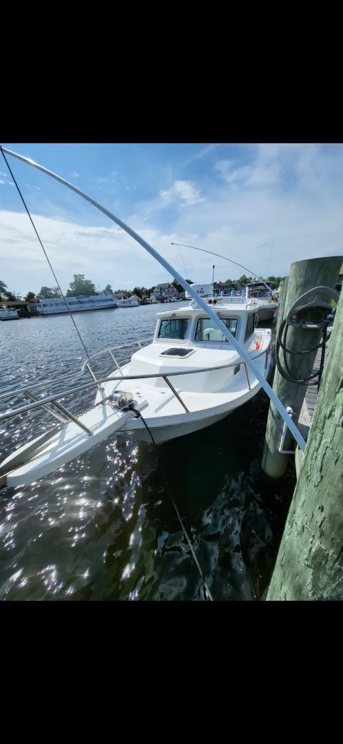 The Image of Parker Marine 2320 SL Sport Cabin 2021 - 5930315