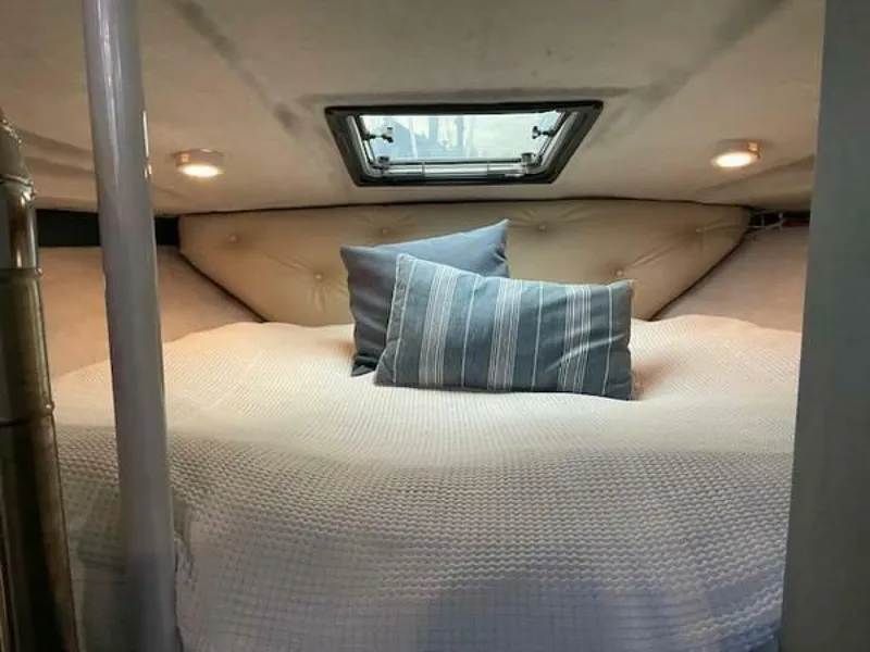 Slide: The Image of Bayliner 30 1991 - 5930364