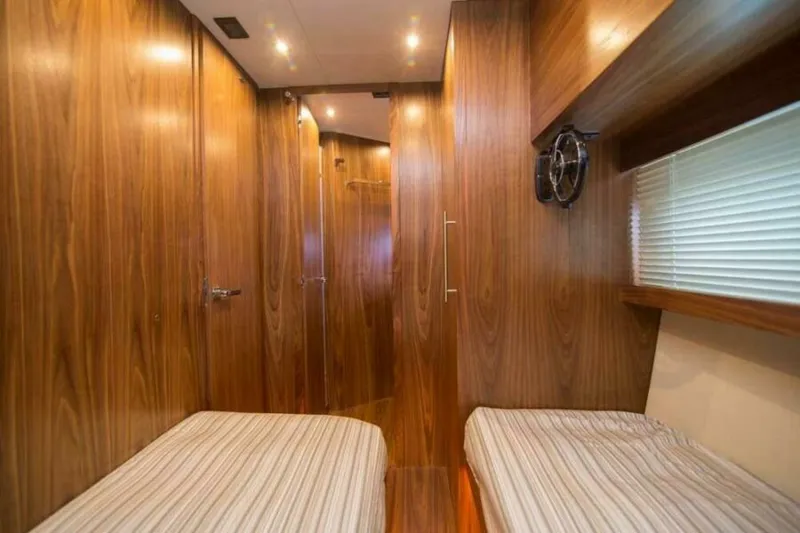 Slide: The Image of Sundeck 580 Sport 2019 - 7379468