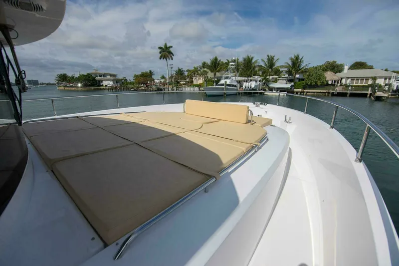 Slide: The Image of Sundeck 580 Sport 2019 - 7676736