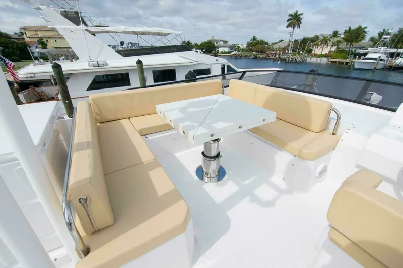 Slide: The Image of Sundeck 580 Sport 2019 - 7676712