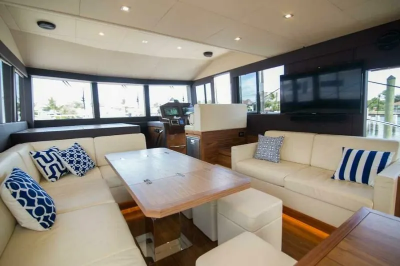 Slide: The Image of Sundeck 580 Sport 2019 - 7379440