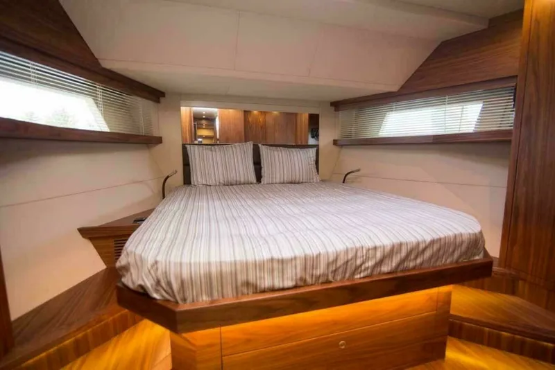 Slide: The Image of Sundeck 580 Sport 2019 - 7676656