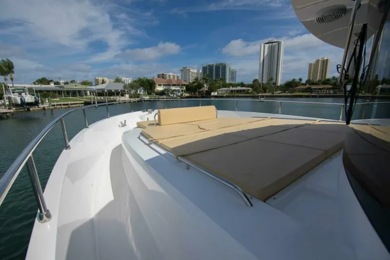 Slide: The Image of Sundeck 580 Sport 2019 - 7379506