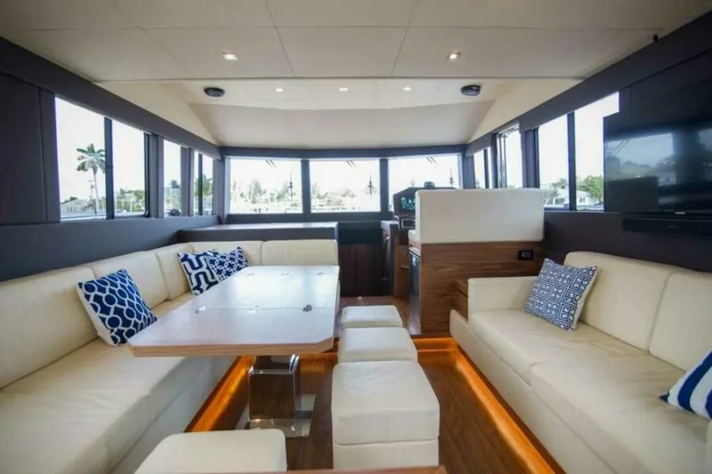 Slide: The Image of Sundeck 580 Sport 2019 - 7379441
