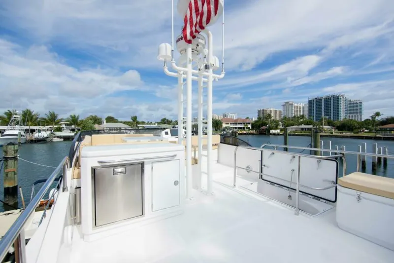Slide: The Image of Sundeck 580 Sport 2019 - 7379487