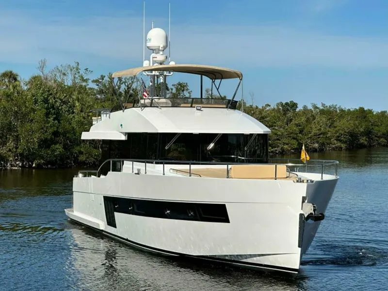 Slide: The Image of Sundeck 580 Sport 2019 - 7379513