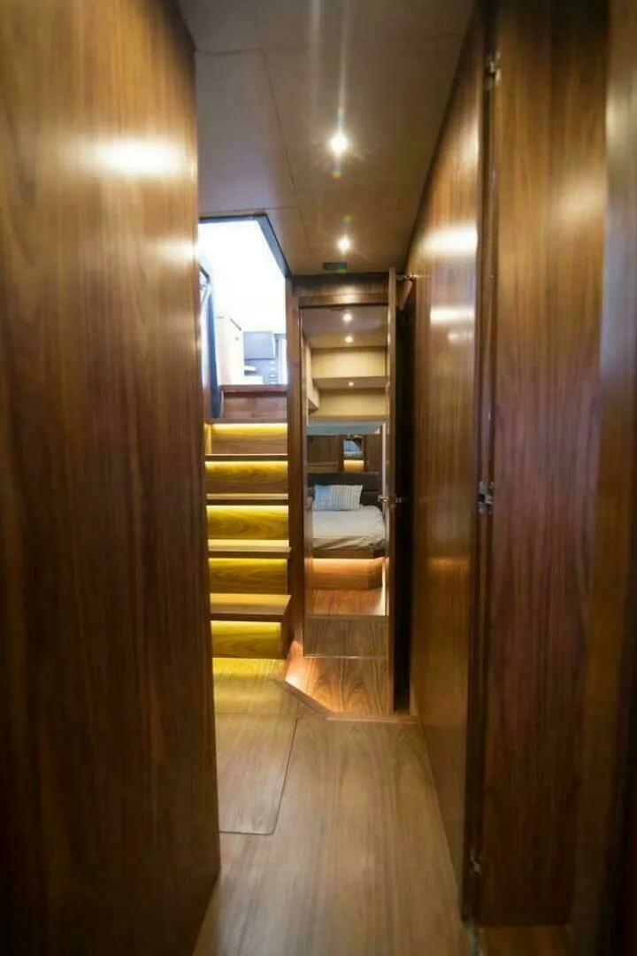 Slide: The Image of Sundeck 580 Sport 2019 - 7676630