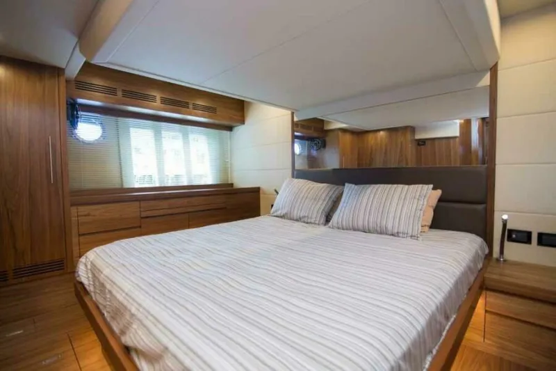 Slide: The Image of Sundeck 580 Sport 2019 - 7379454
