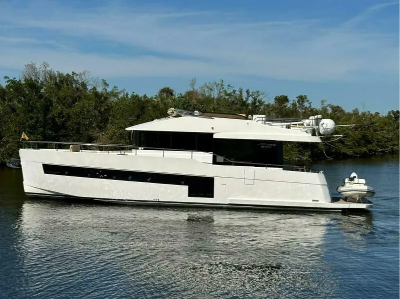 Slide: The Image of Sundeck 580 Sport 2019 - 7379515