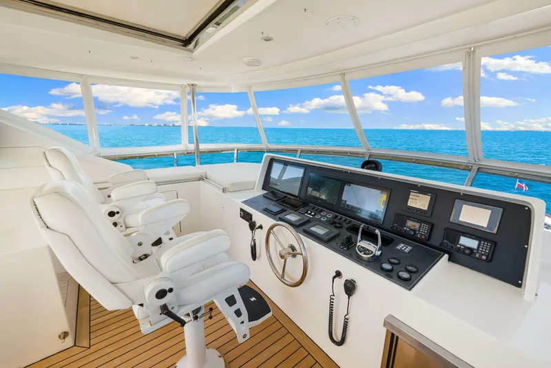 Slide: The Image of 2010 83 Ocean Alexander Motor Yacht 'Relentless' - 5931097