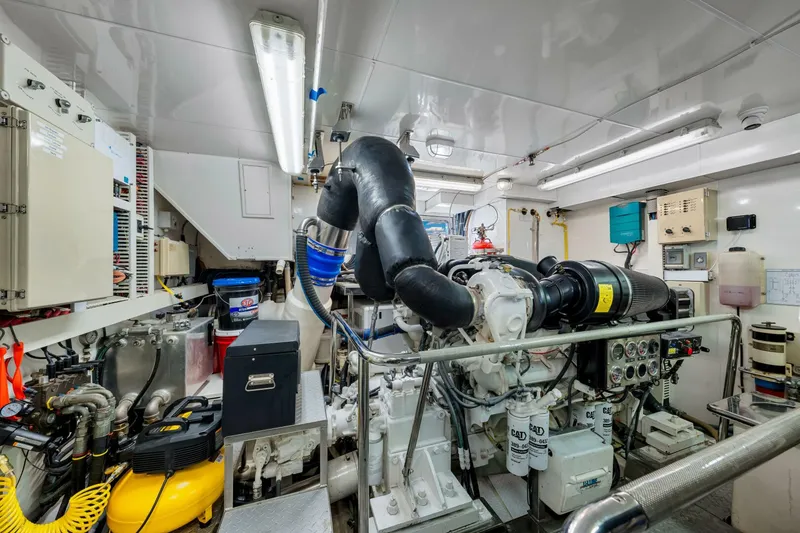 Slide: The Image of 2010 83 Ocean Alexander Motor Yacht 'Relentless' - 5931105