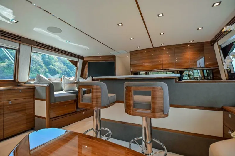 Slide: The Image of 2023 Viking 64 Convertible - 5930788