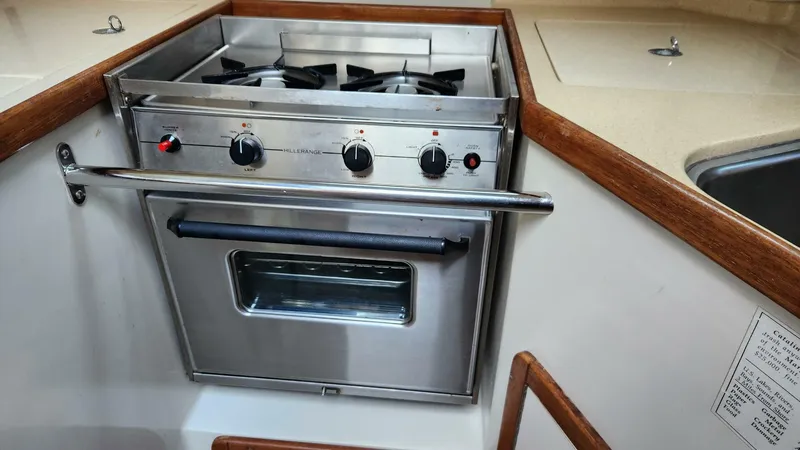 Slide: The Image of Catalina 320 1995 - 5931428