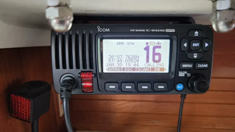 Slide: The Image of Catalina 320 1995 - 5931429