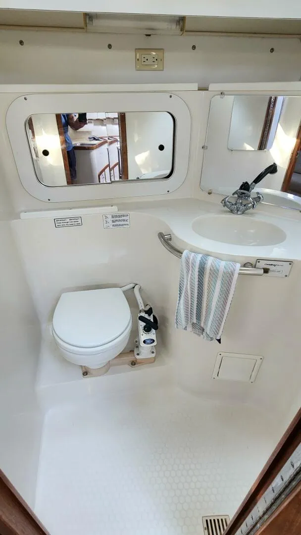 Slide: The Image of Catalina 320 1995 - 5931436