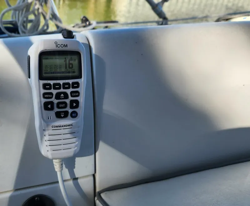 Slide: The Image of Catalina 320 1995 - 5931449