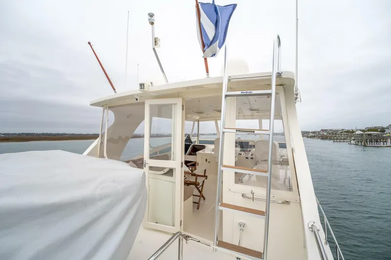 Slide: The Image of Hampton 630 Pilothouse 2008 - 5968620