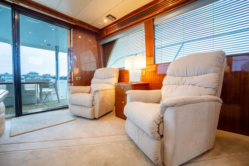 Slide: The Image of Hampton 630 Pilothouse 2008 - 5968641