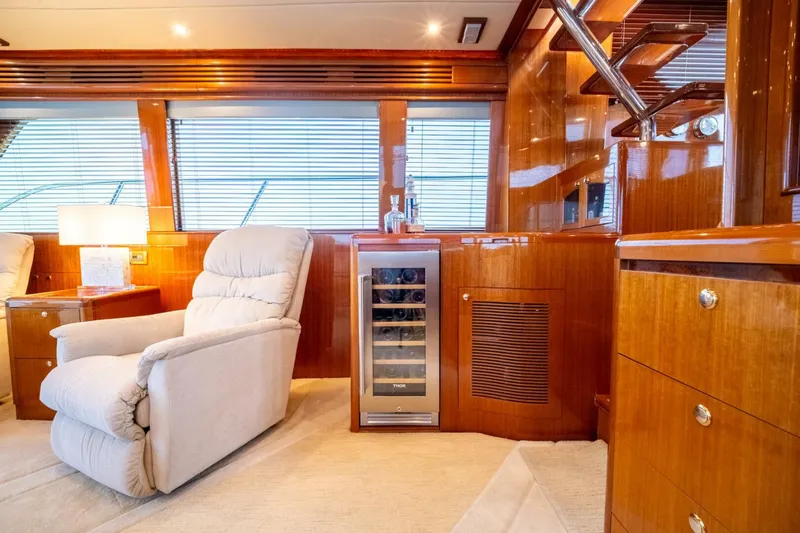 Slide: The Image of Hampton 630 Pilothouse 2008 - 5968642