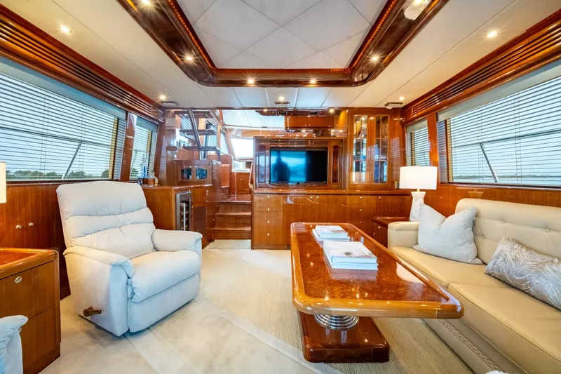 Slide: The Image of Hampton 630 Pilothouse 2008 - 5968645