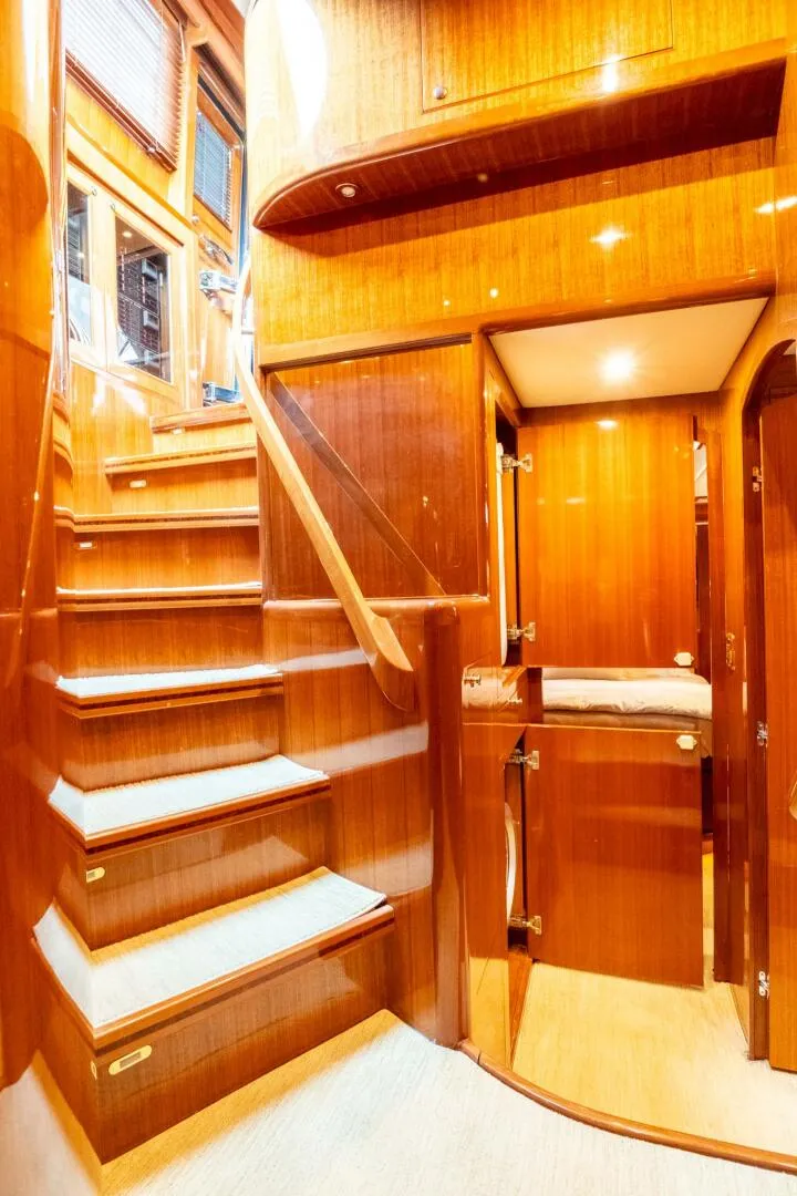 Slide: The Image of Hampton 630 Pilothouse 2008 - 5968646