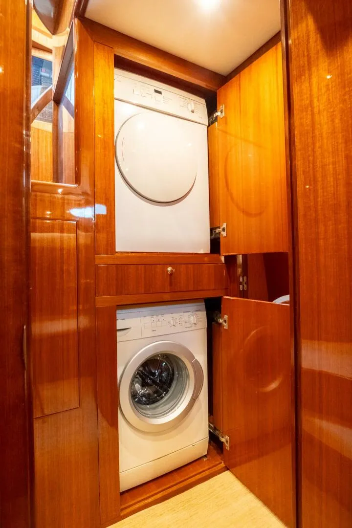 Slide: The Image of Hampton 630 Pilothouse 2008 - 5968647