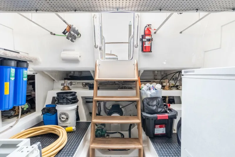 Slide: The Image of Hampton 630 Pilothouse 2008 - 5968660