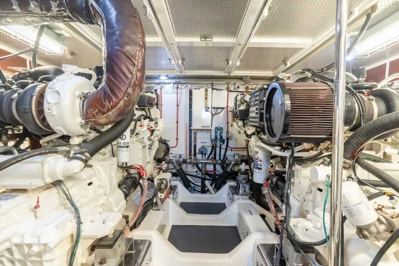 Slide: The Image of Hampton 630 Pilothouse 2008 - 5968663