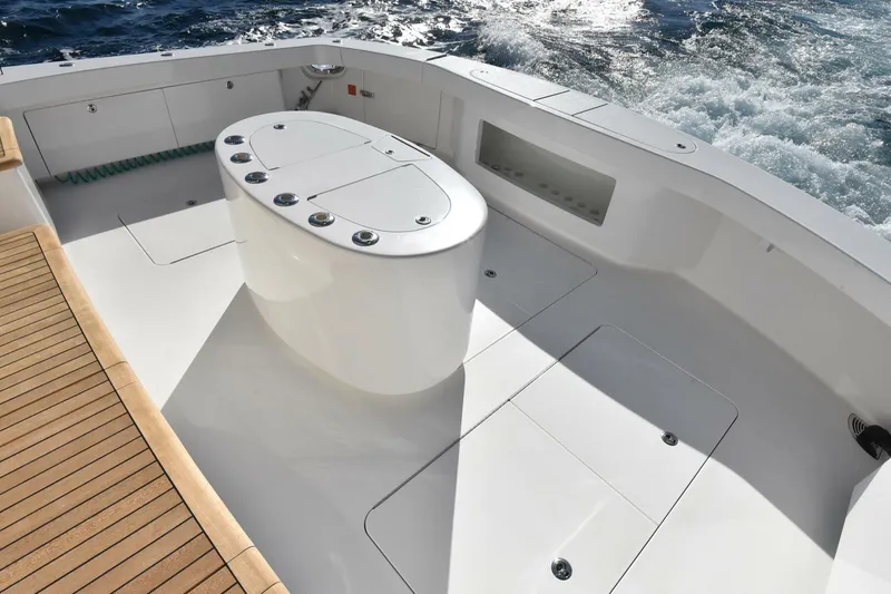 Slide: The Image of 2019 Viking 80 Skybridge - PARTY OF FIVE - 5941031